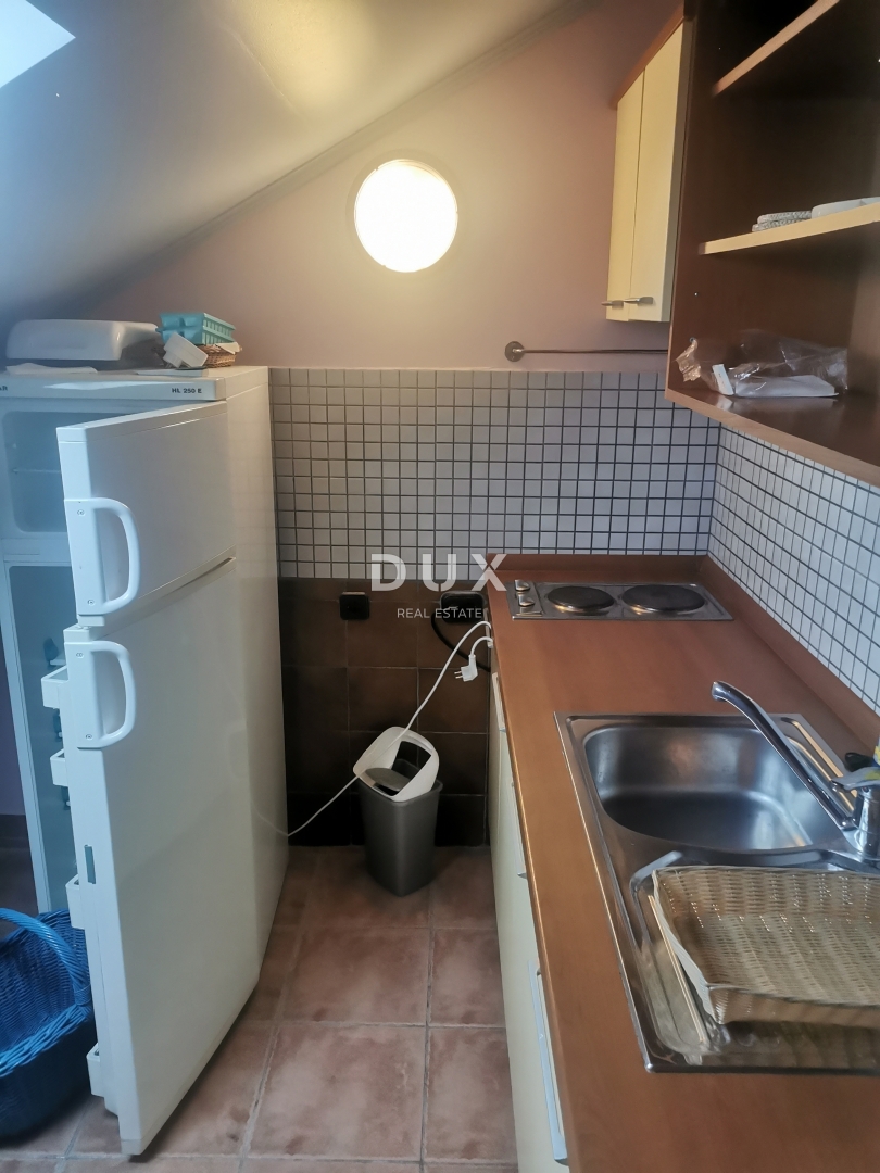 Hiša Novalja, 240m2