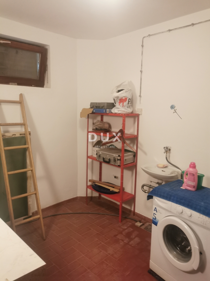 Hiša Novalja, 240m2