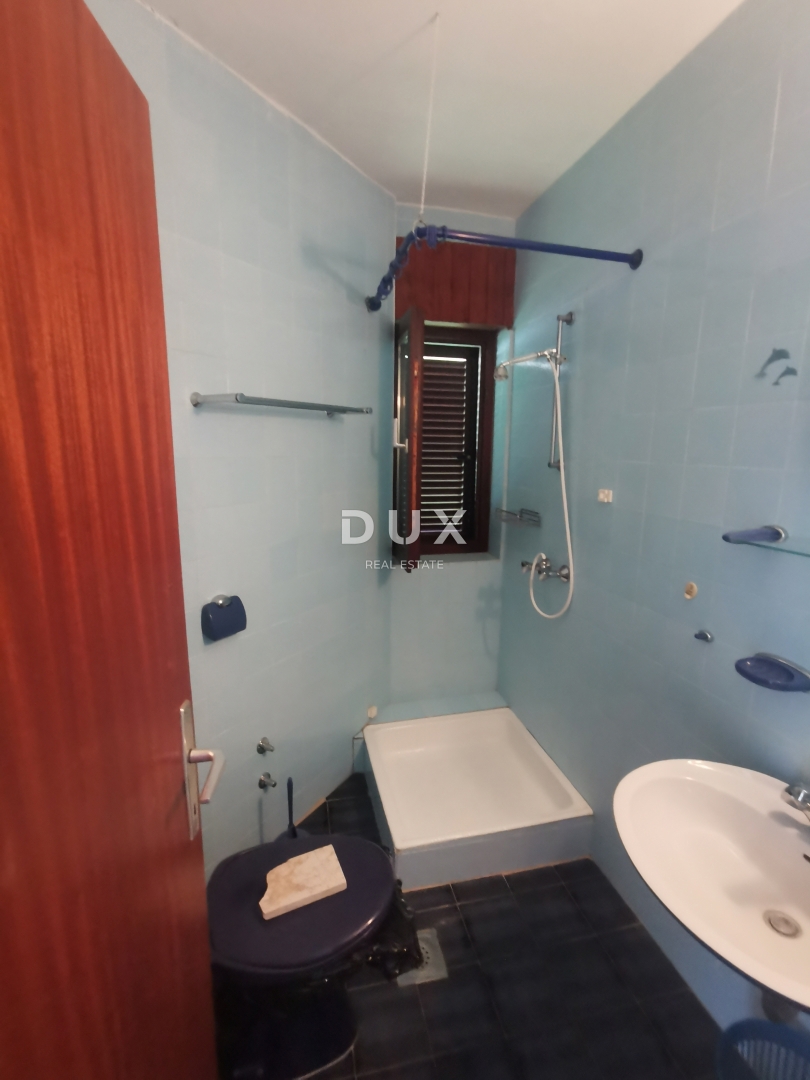 Hiša Novalja, 240m2