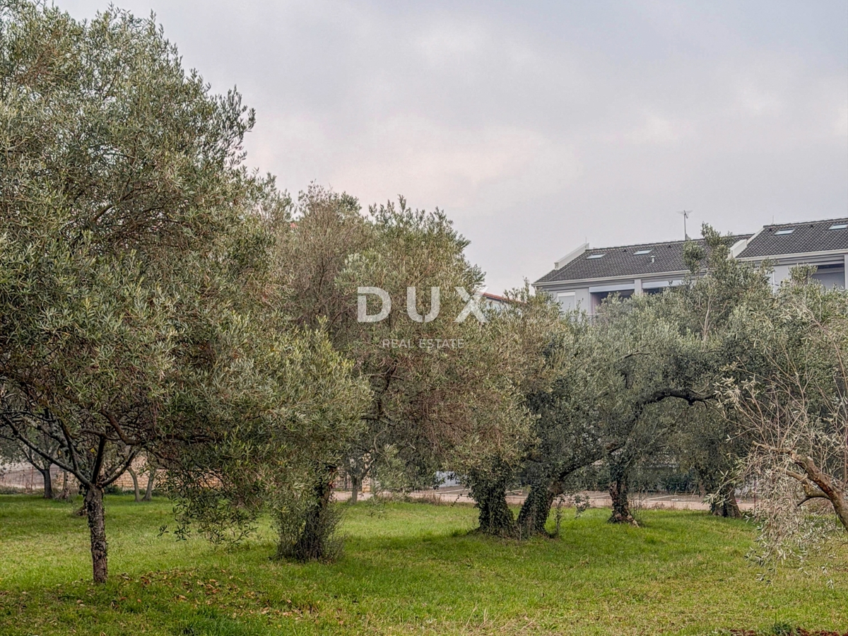 UMAG, ZAMBRATIJA - fantastična novogradnja 100 metrov od morja in plaže, odlična LOKACIJA! Stanovanje s teraso