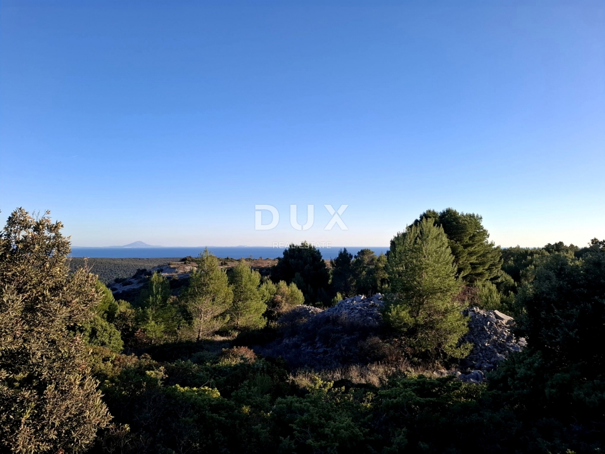 ISTRA, MARČANA - Zemljišče 2.280 m²