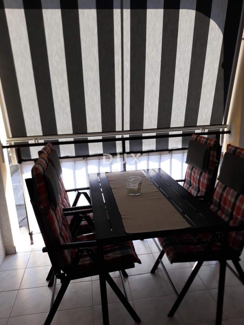 CRIKVENICA, DRAMALJ - apartma od 33,79 s pogledom na morje in parkirnim mestom