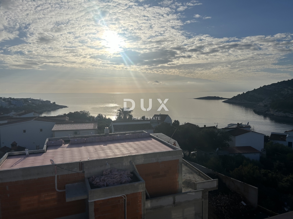 ROGOZNICA, STIVAŠNICA – Penthouse s fenomenalnim pogledom na morje