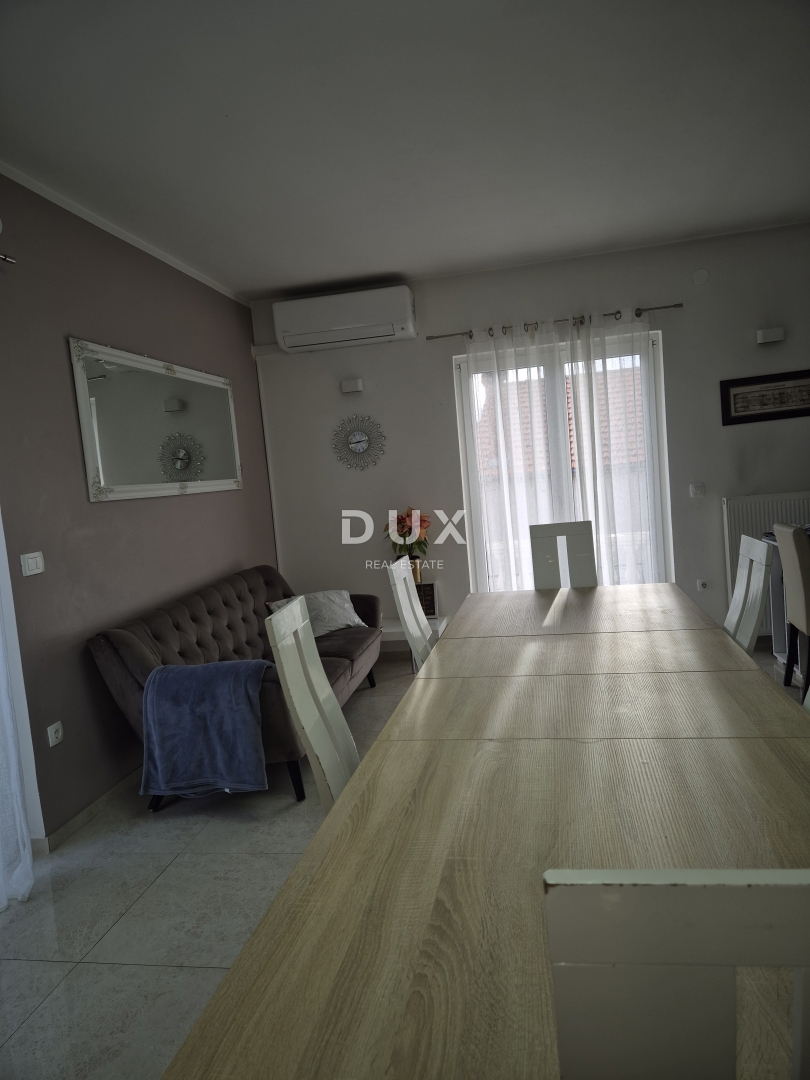 ZADAR, ZEMUNIK - PRILOŽNOST! Prenovljena družinska hiša