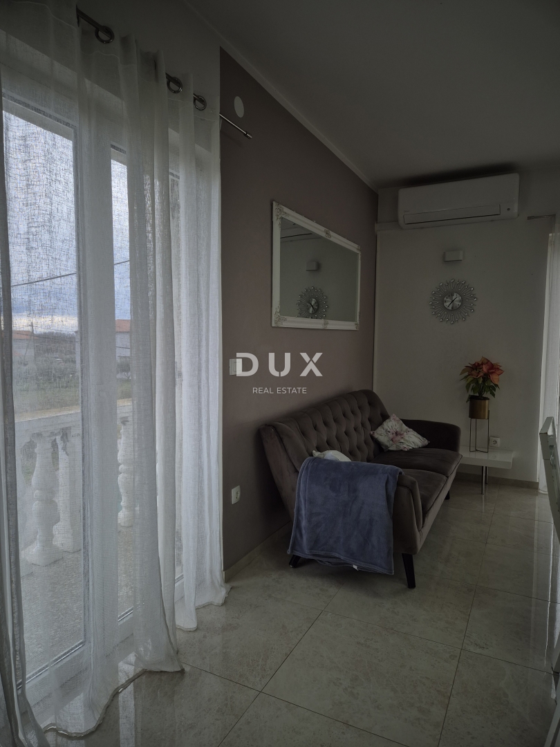 ZADAR, ZEMUNIK - PRILOŽNOST! Prenovljena družinska hiša