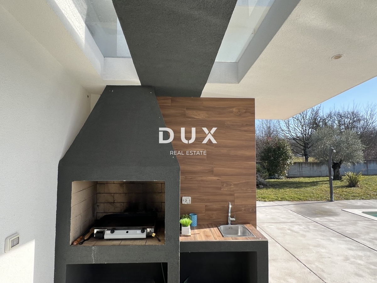 ISTRA, ŽMINJ – Moderna vila z bazenom