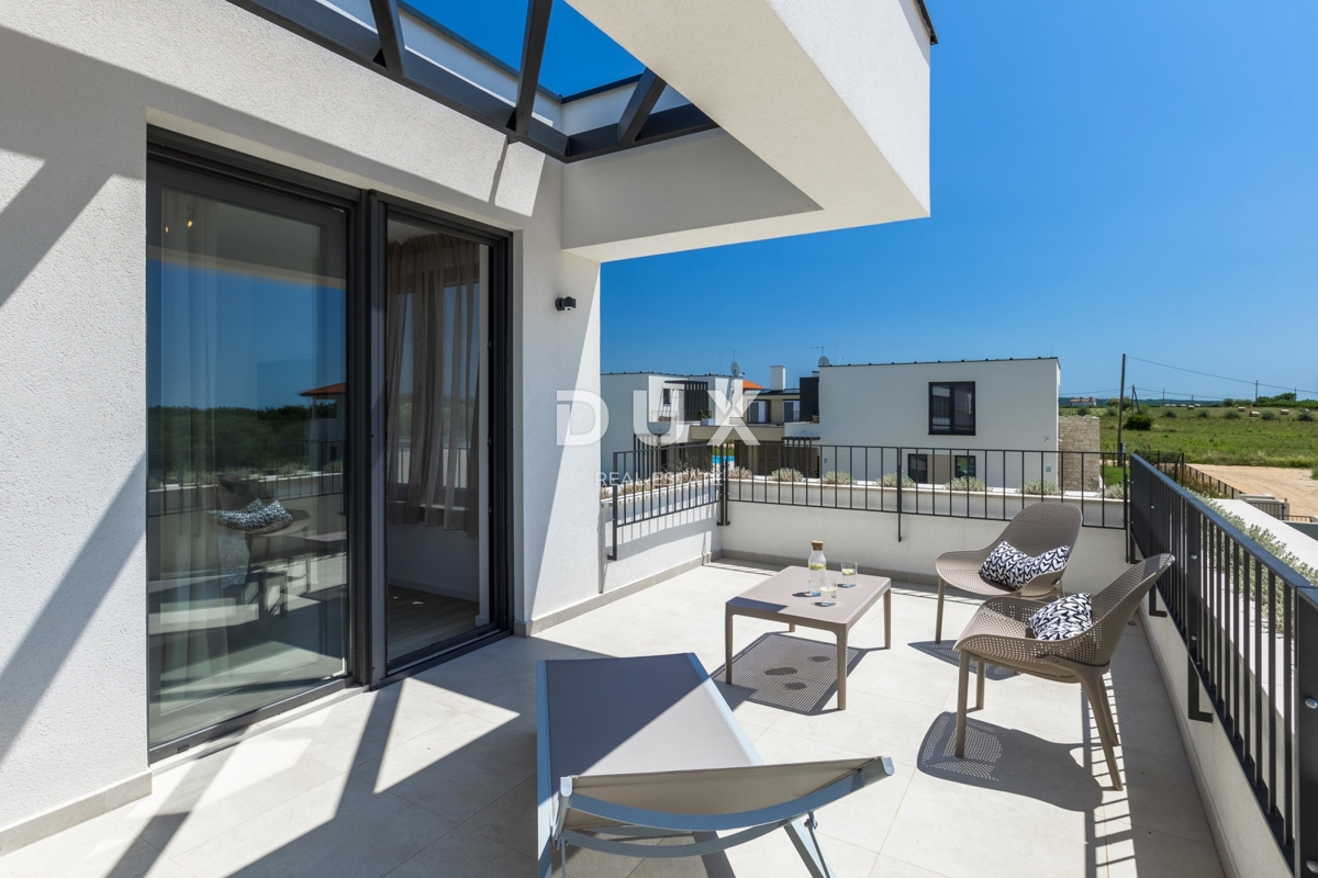 ISTRA, BRTONIGLA - Elegantna vila, popolna kombinacija razkošja in miru