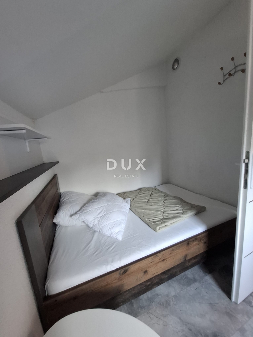 ISTRA, PEROJ - Hiša 42 m2 z garažo na čudoviti lokaciji!