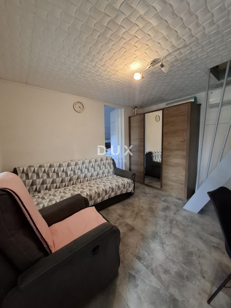 ISTRA, PEROJ - Hiša 42 m2 z garažo na čudoviti lokaciji!