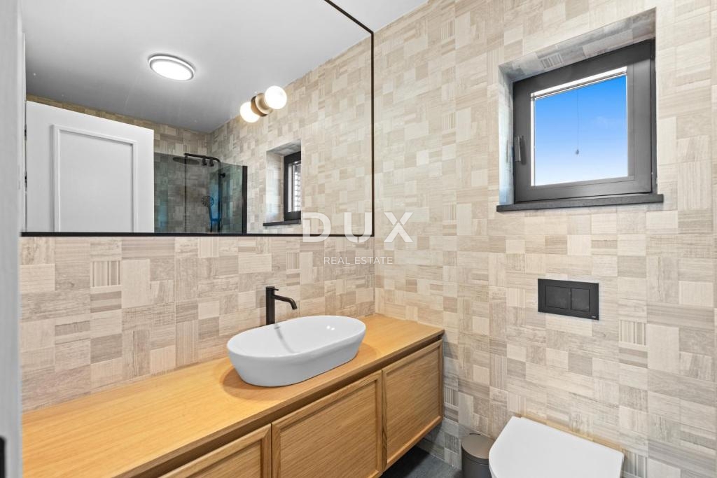 ISTRA, KRNICA - Moderna vila na mirni lokaciji v bližini plaž