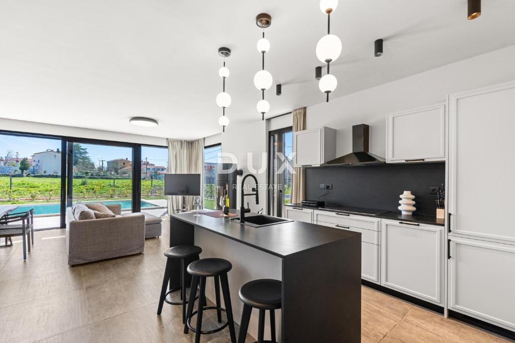 ISTRA, KRNICA - Moderna vila na mirni lokaciji v bližini plaž