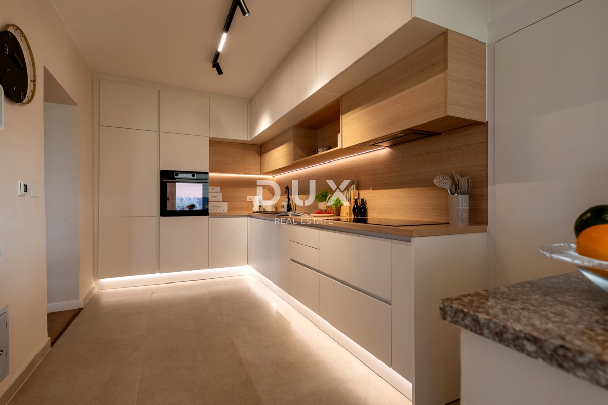 ISTRA, POREČ - Hiša s prostornim vrtom