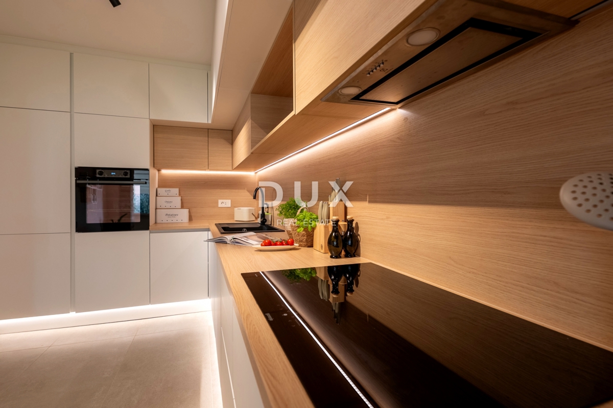 ISTRA, POREČ - Hiša s prostornim vrtom