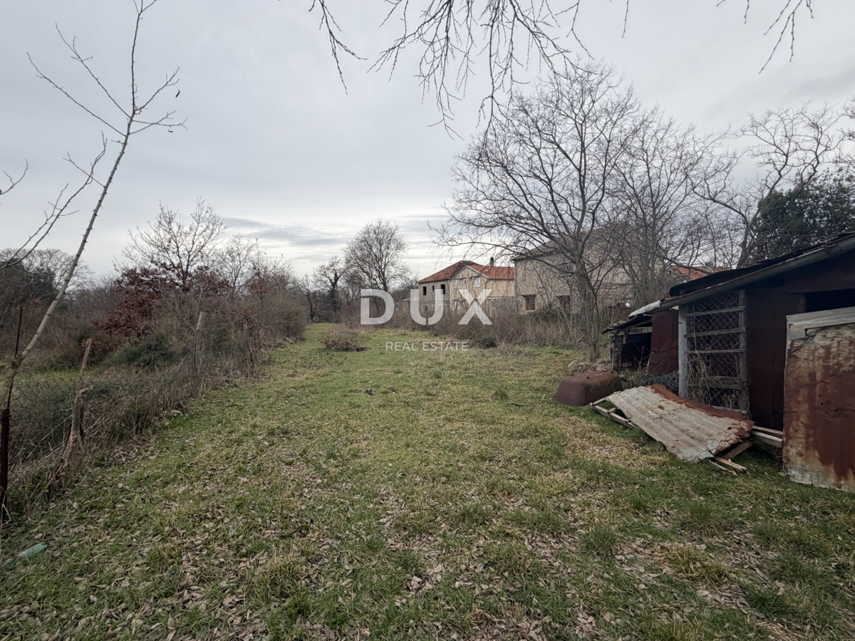 ZADAR, ZEMUNIK DONJI - Zemljišče 2432m²