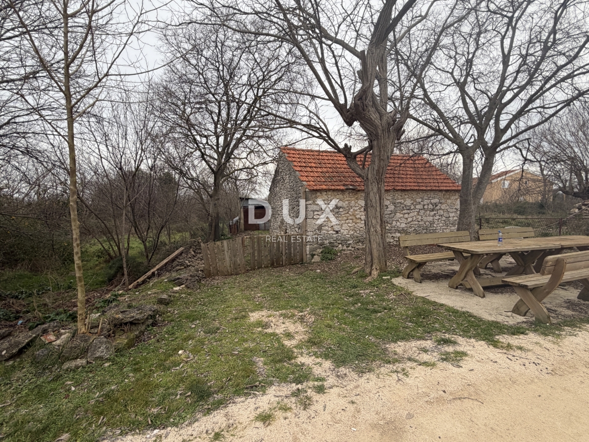ZADAR, ZEMUNIK DONJI - Zemljišče 2432m²