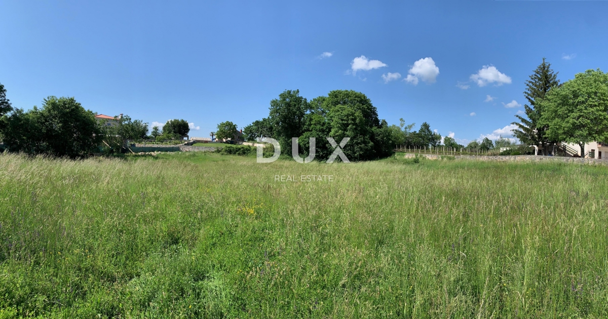 Zemljišče Tinjan, 1.642m2