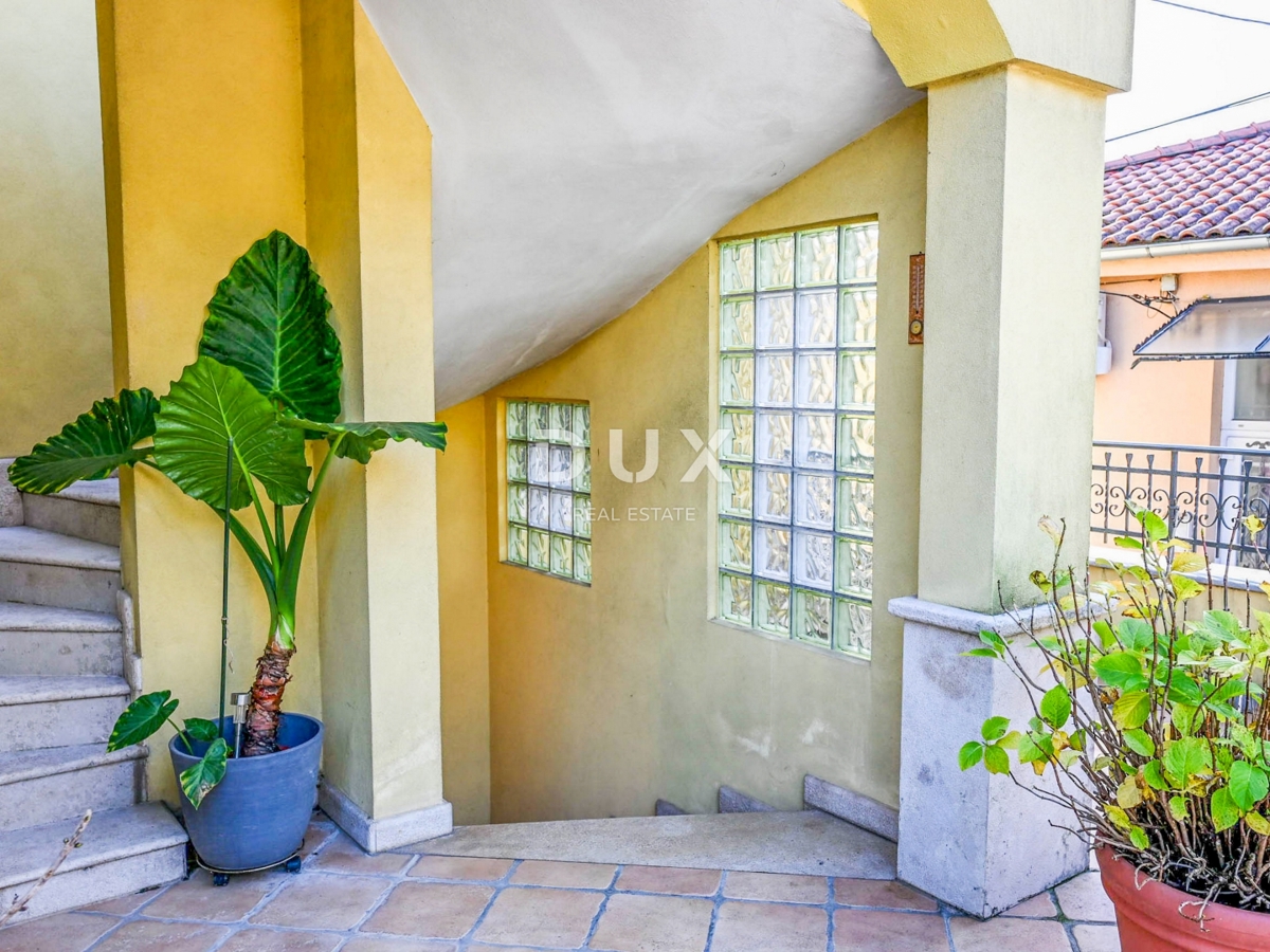 Hiša Opatija - Centar, Opatija, 469m2