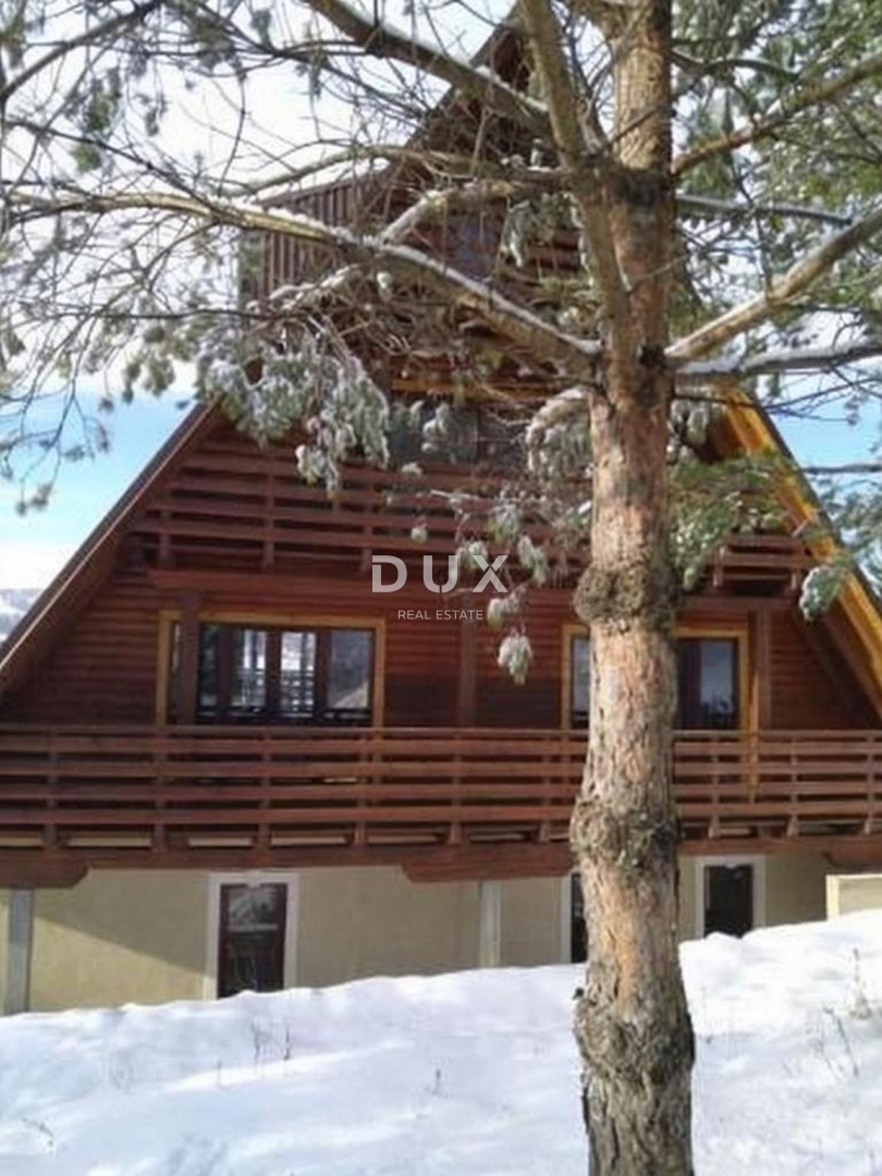 Hiša Ravna Gora, 380m2