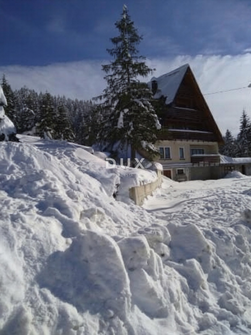 Hiša Ravna Gora, 380m2