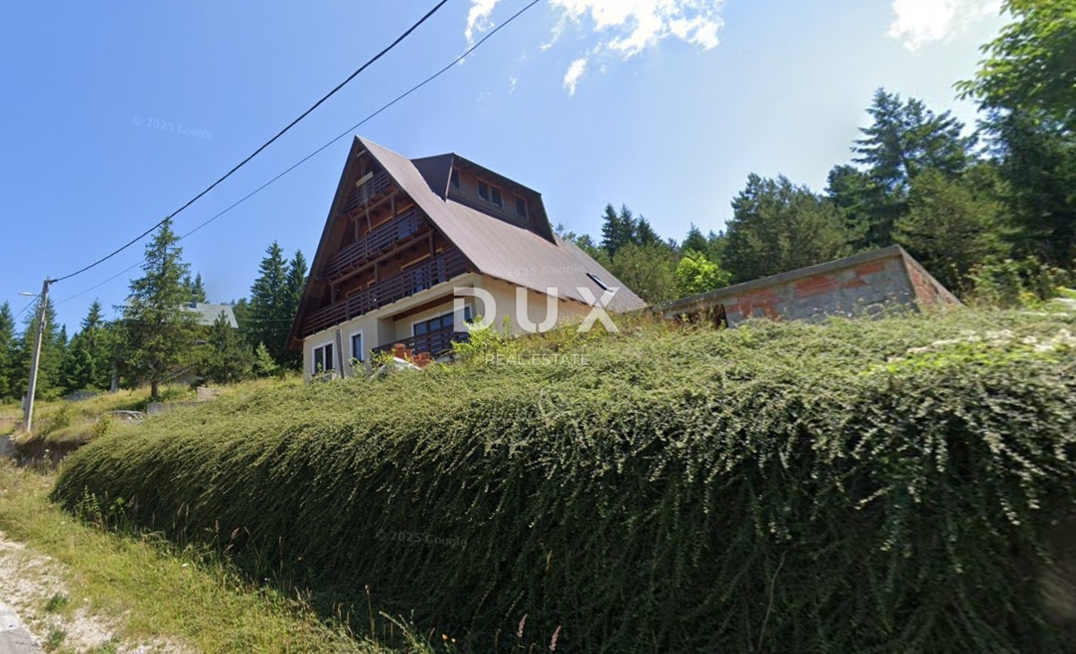 Hiša Ravna Gora, 380m2