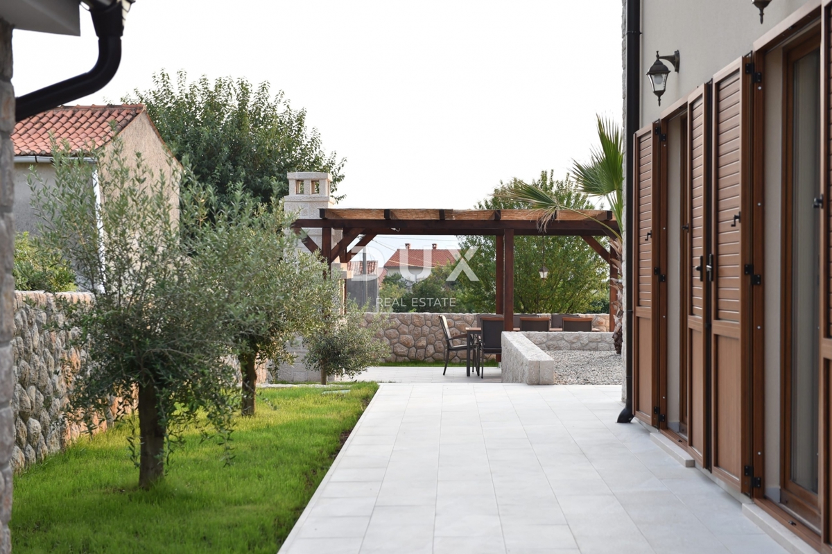 Hiša Brzac, Krk, 350m2