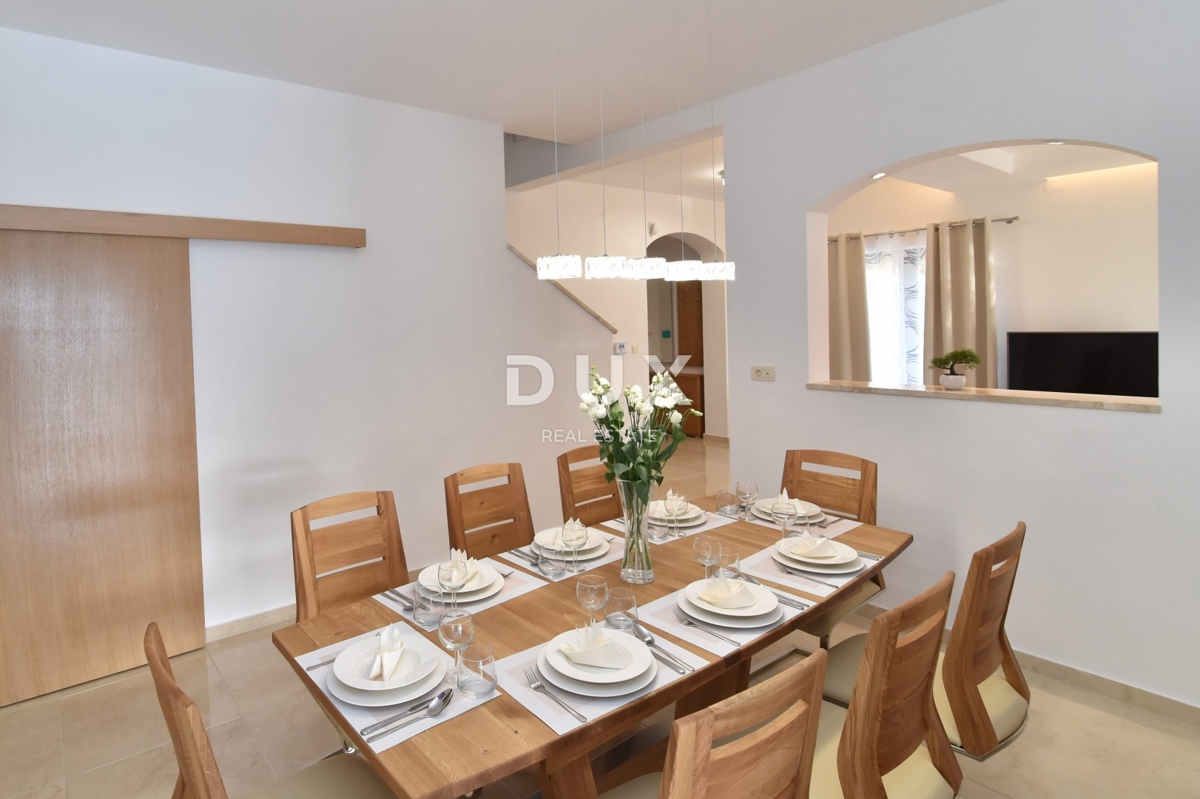 Hiša Brzac, Krk, 350m2