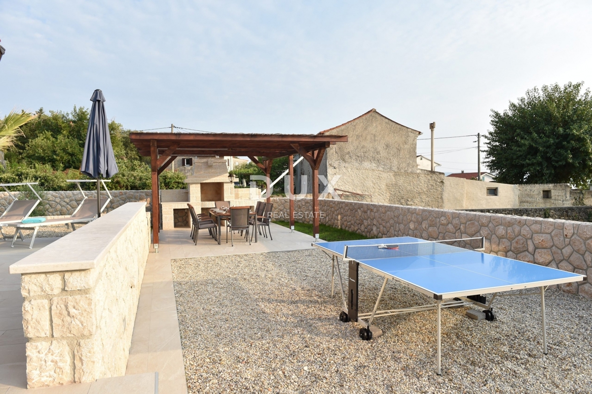 Hiša Brzac, Krk, 350m2