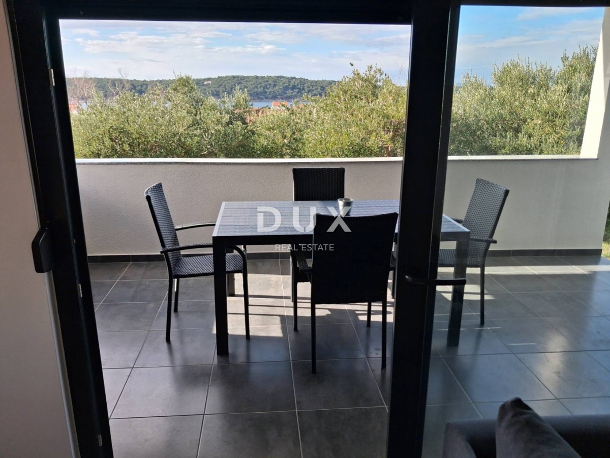 OTOK RAB, BARBAT - Hiša 75m2 na odlični lokaciji, 300 m od morja!