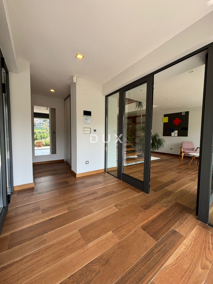 ZAGREB - Prestižna vila na odlični lokaciji!