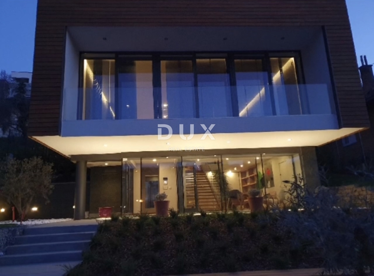 ZAGREB - Prestižna vila na odlični lokaciji!