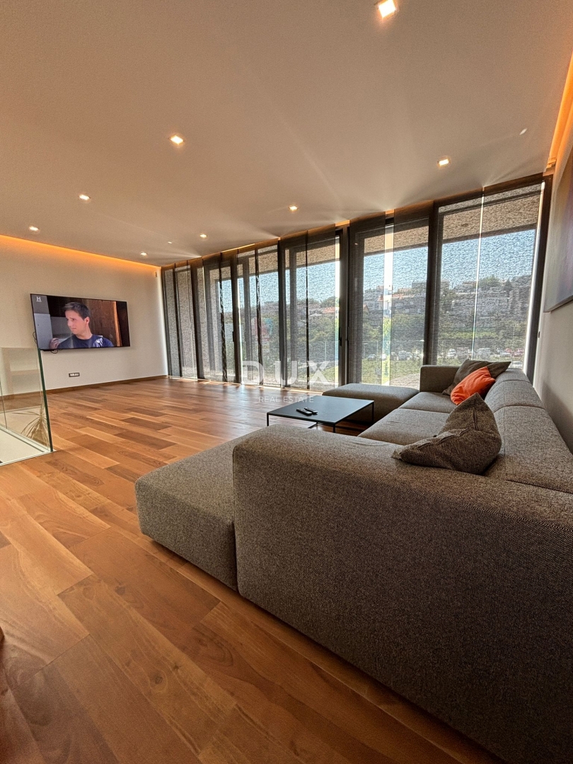 ZAGREB - Prestižna vila na odlični lokaciji!