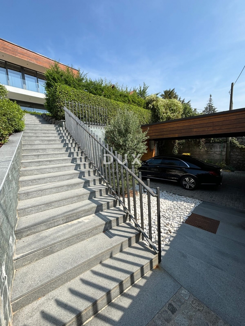 ZAGREB - Prestižna vila na odlični lokaciji!