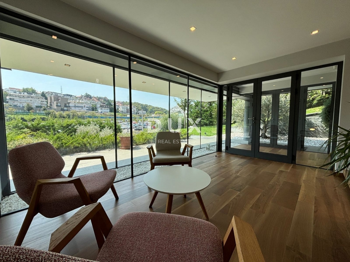 ZAGREB - Prestižna vila na odlični lokaciji!