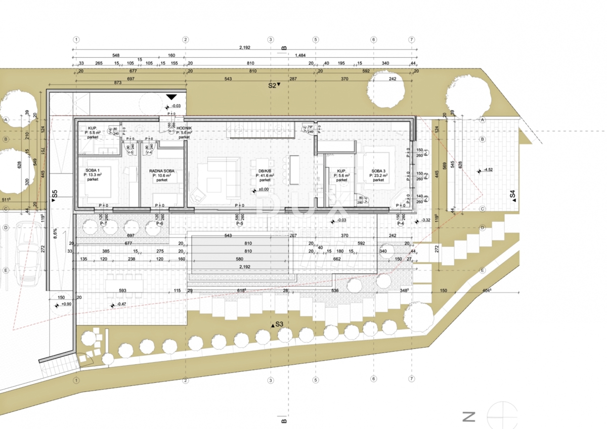 ISTRA, MOTOVUN - Zemljišče z gradbenim dovoljenjem in panoramskim razgledom
