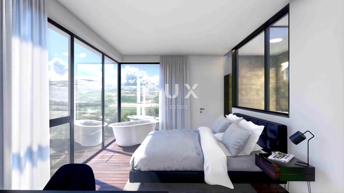 ISTRA, MOTOVUN - Zemljišče z gradbenim dovoljenjem in panoramskim razgledom