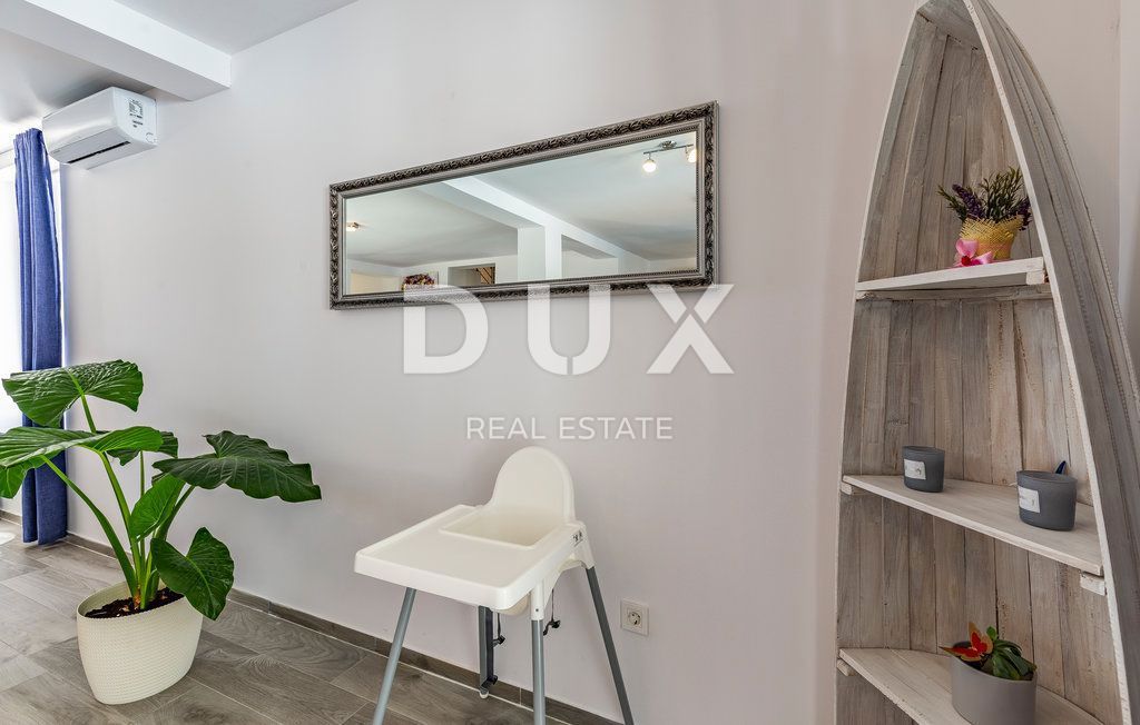 ISTRA, MARČANA - Novo obnovljena hiša z bazenom