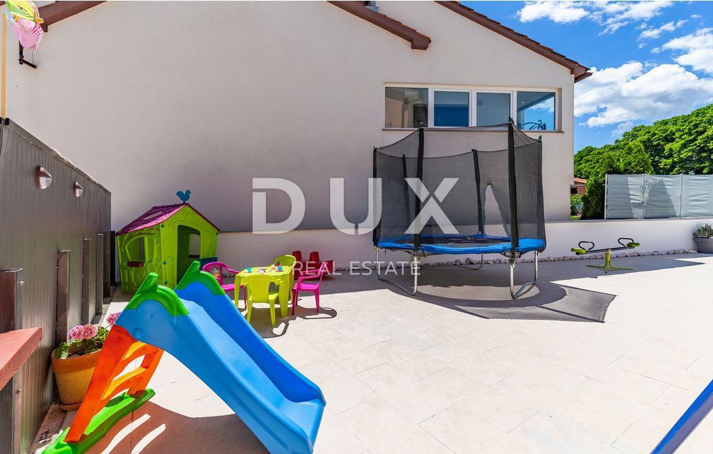 ISTRA, MARČANA - Novo obnovljena hiša z bazenom