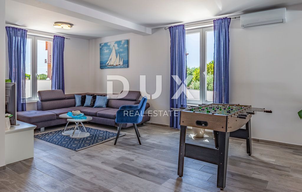 ISTRA, MARČANA - Novo obnovljena hiša z bazenom