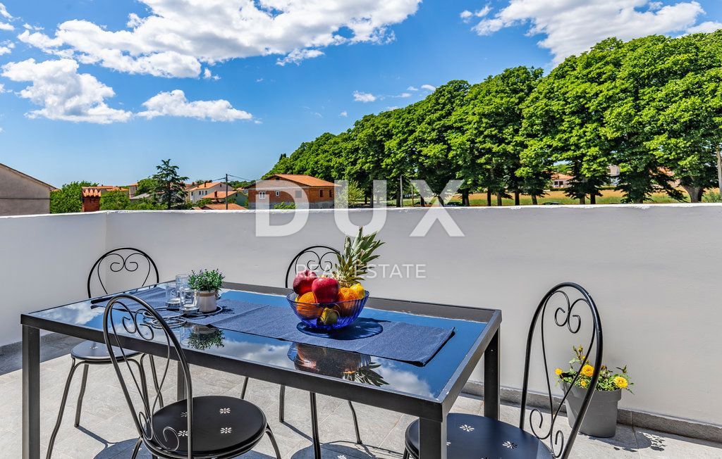 ISTRA, MARČANA - Novo obnovljena hiša z bazenom