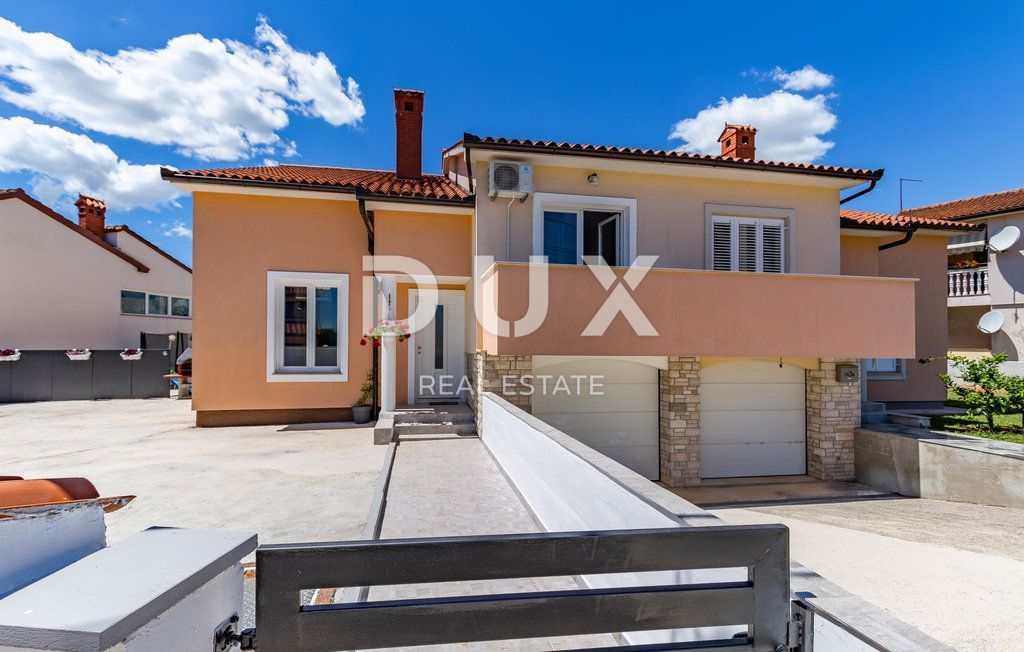 ISTRA, MARČANA - Novo obnovljena hiša z bazenom