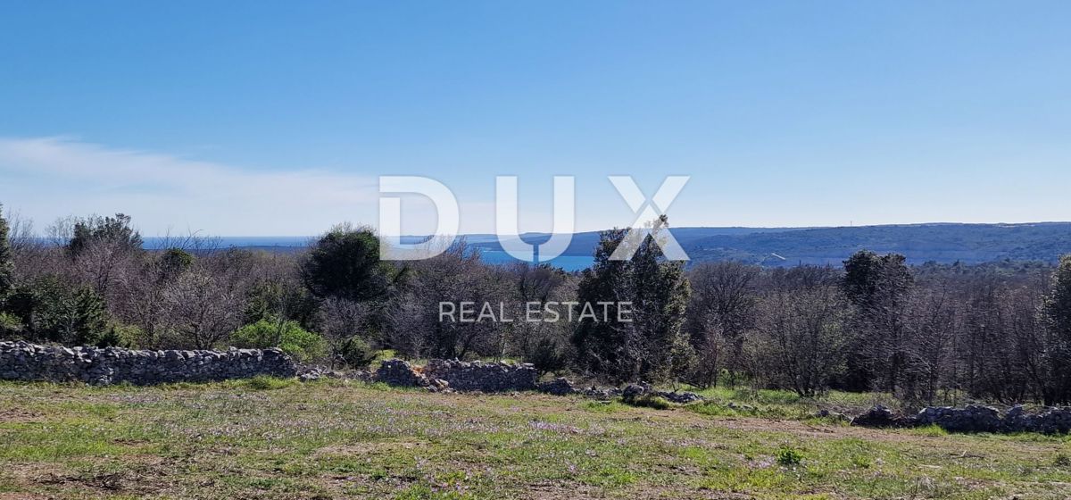 ISTRA, RABAC - Prostorno gradbeno zemljišče z gradbenim dovoljenjem - Pogled na morje!