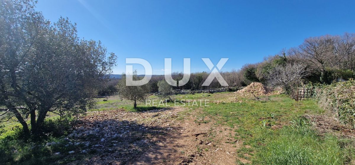 ISTRA, RABAC - Prostorno gradbeno zemljišče z gradbenim dovoljenjem - Pogled na morje!