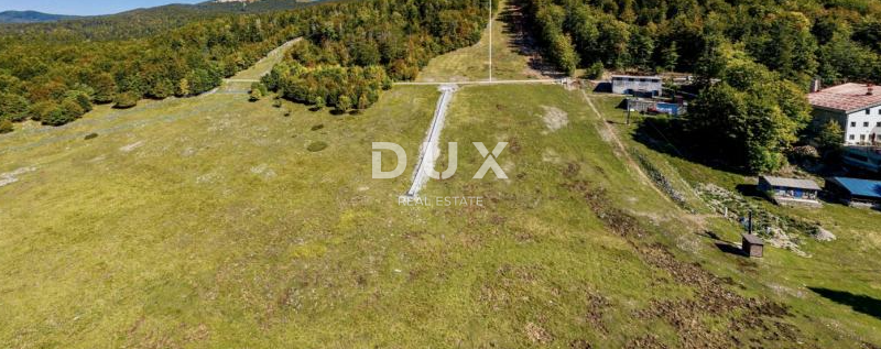 RIJEKA, PODHUM - zemljišče 6300 m2 Smučarski center Platak