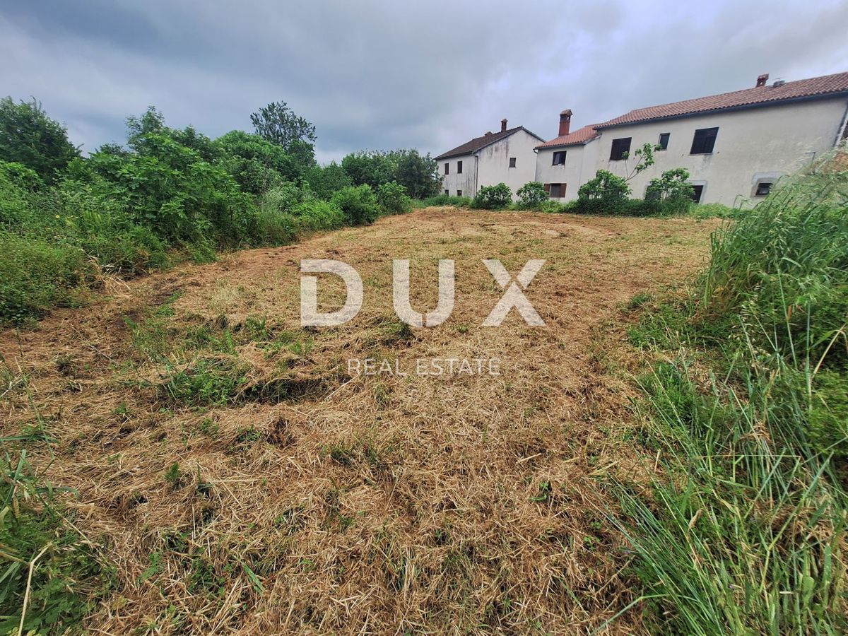 ISTRA, SVETVINČENAT - Zemljišče v mirni istrski vasici