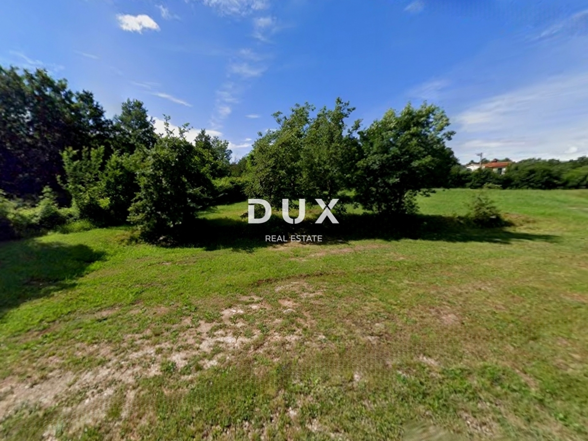 ISTRA, LABIN - Gradbeno zemljišče na robu vasi