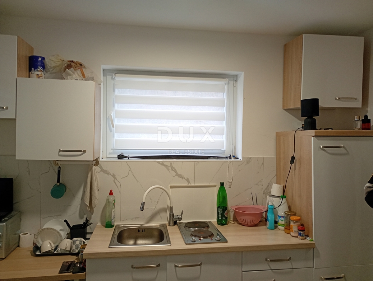 KASTAV - Samostojna hiša 210 m2, gradnja začeta