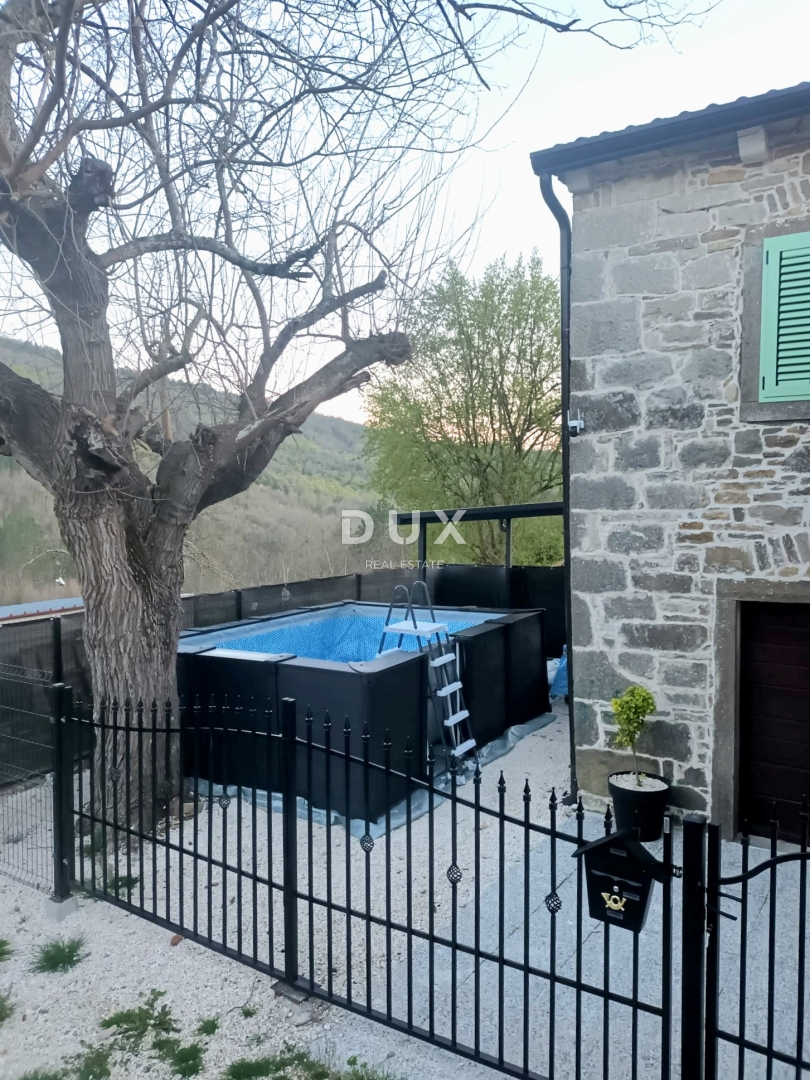 OSREDNJA ISTRA - *PRILOŽNOST* Popolno zatočišče v srcu Istre - pristna kamnita lepotica z novo dušo