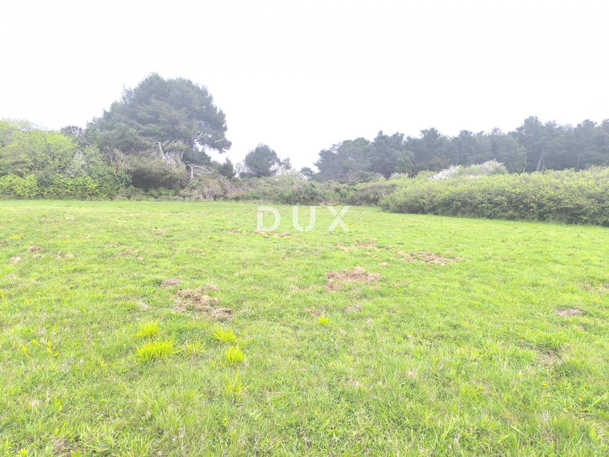 Zemljišče Premantura, Medulin, 1.010m2