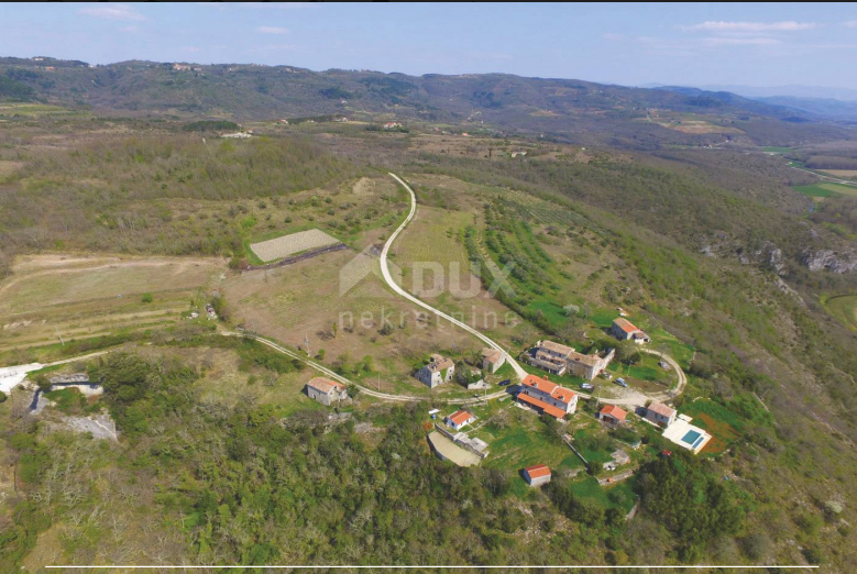 Grožnjan, 114.440m2