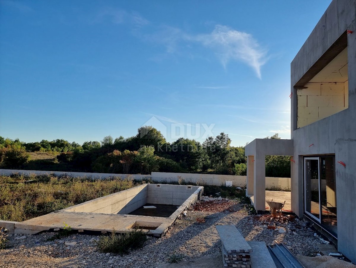 ISTRA, LABIN - Vila z bazenom v mirnem okolju